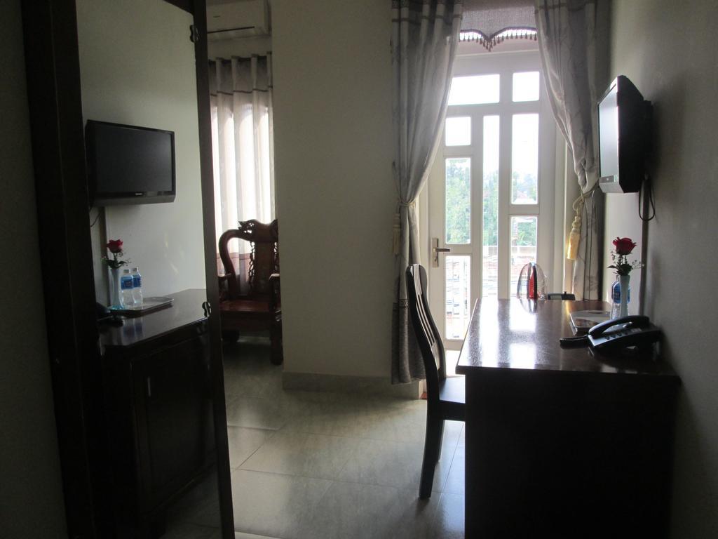 Ngoc Phuong Hotel Bao Loc Room photo