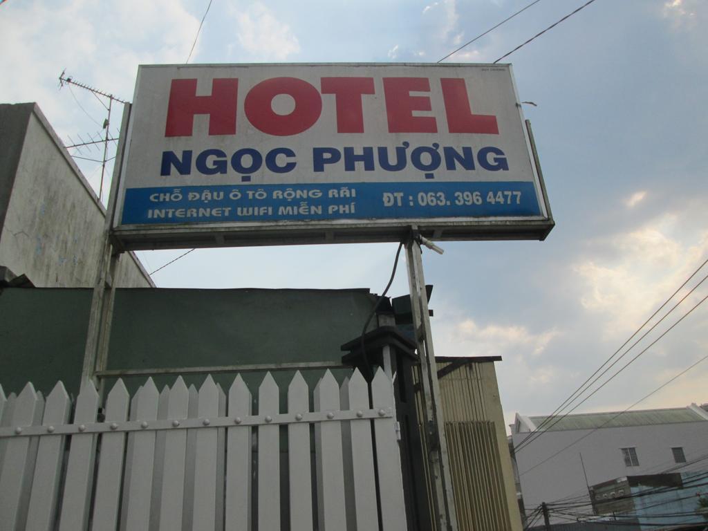 Ngoc Phuong Hotel Bao Loc Exterior photo