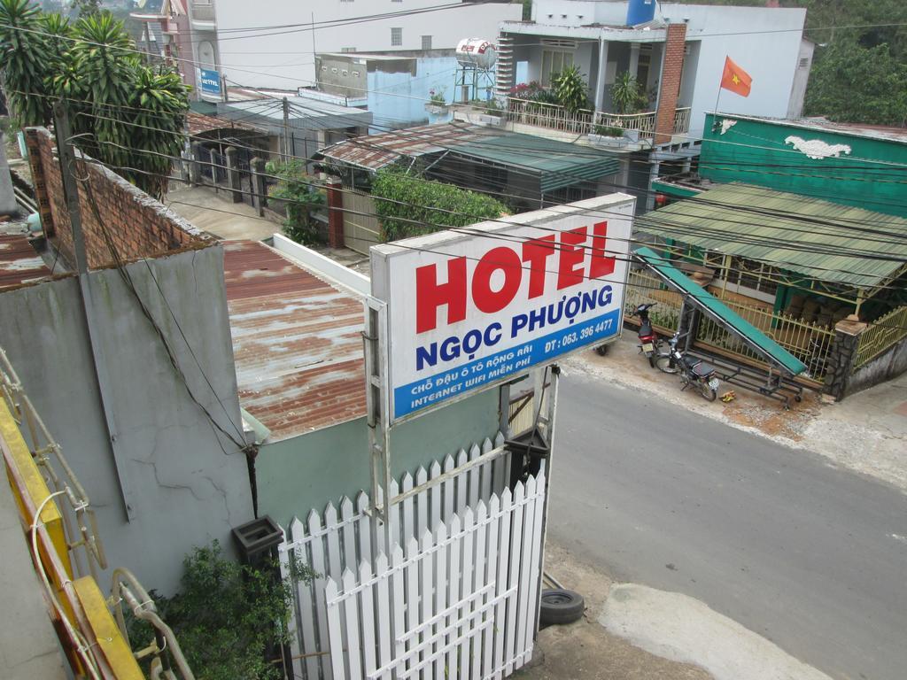 Ngoc Phuong Hotel Bao Loc Exterior photo